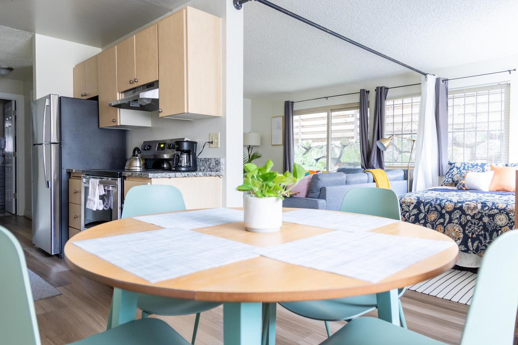 King Bed + Studio! Free Parking, Patio, Wfh Space! Seattle Exterior foto